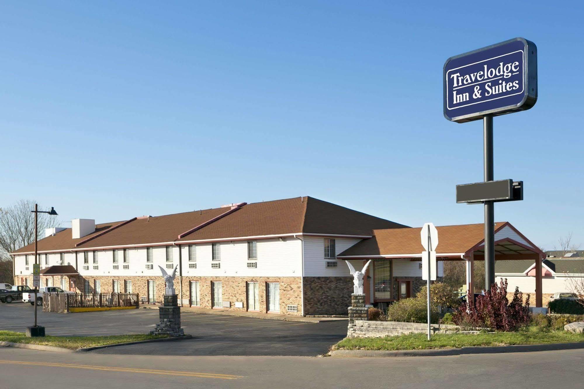 Travelodge Inn & Suites By Wyndham Muscatine Buitenkant foto